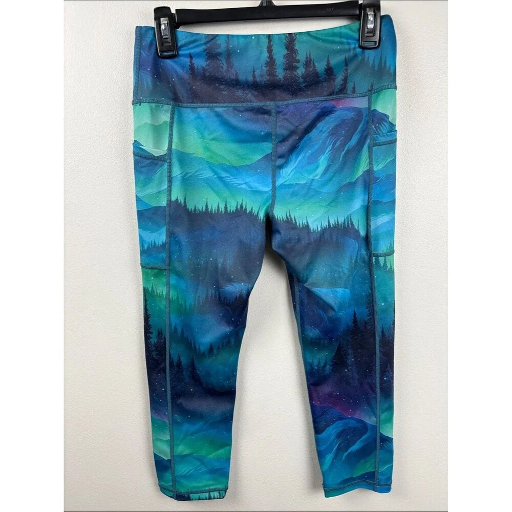 Constantly Varied Gear women’s medium Aurora Mountain Leggings - Blue Green 28”